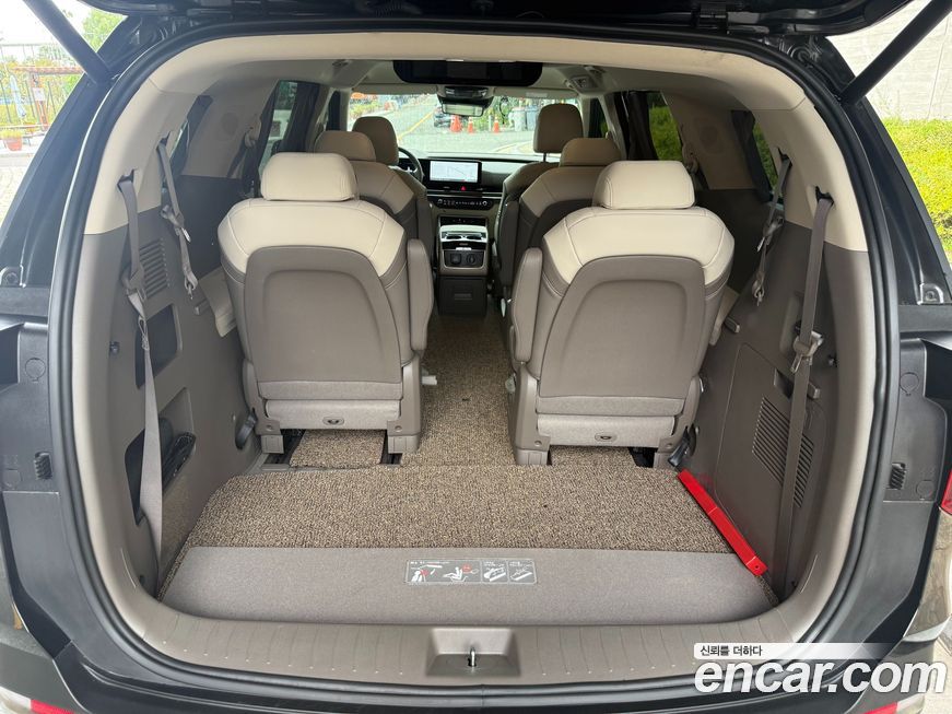 Kia Canival 2025