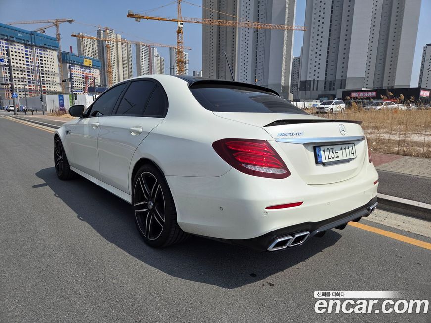 Mercedes-Benz E-Class 2019