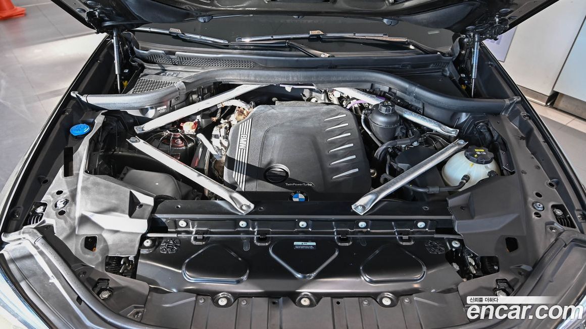 BMW X5 2023