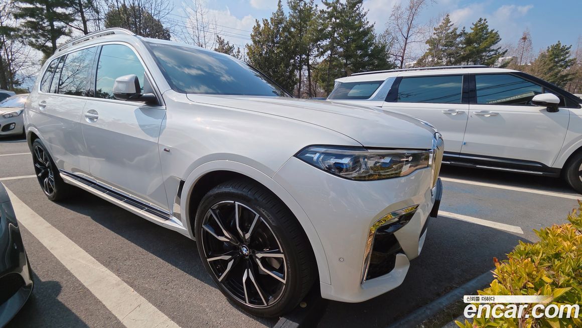 BMW X7 2022