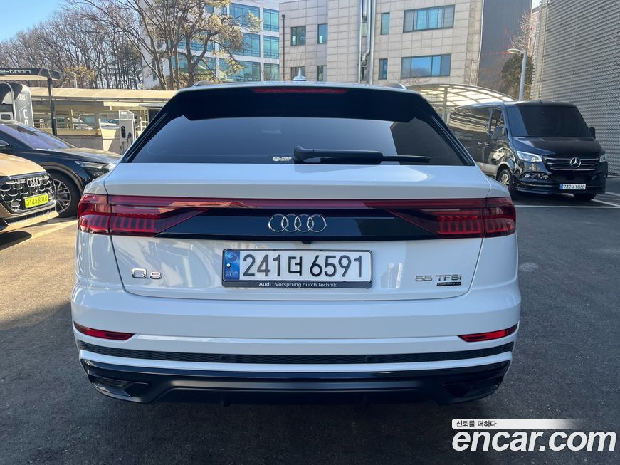 Audi Q8 2023