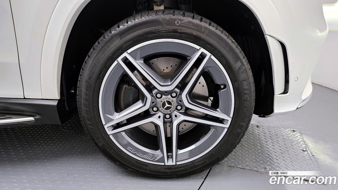 Mercedes-Benz GLS-Class 2022