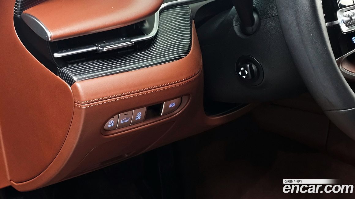 Genesis G90 2025