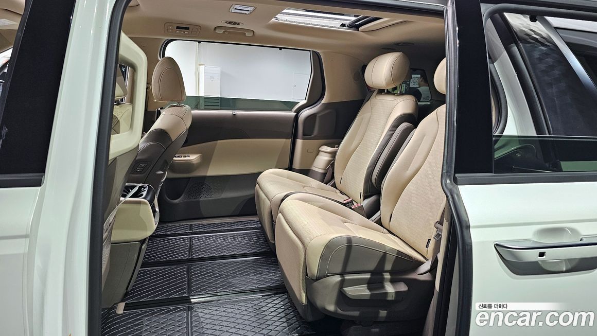 Kia Canival 2025