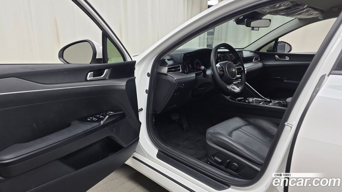 Kia K5 2021