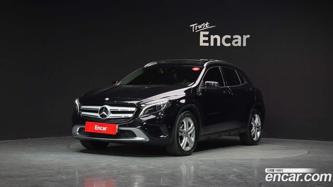 Mercedes-Benz GLA-Class 2015