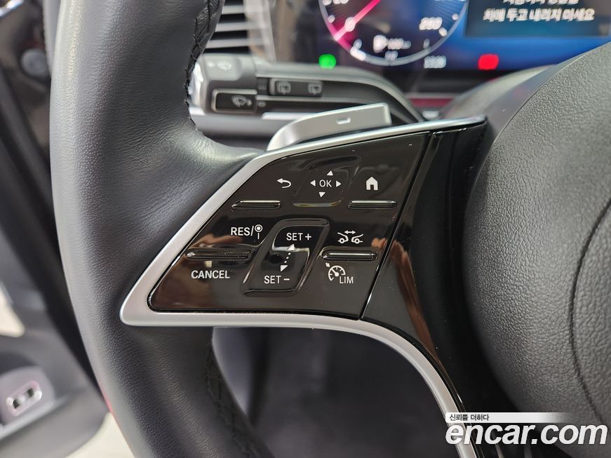 Mercedes-Benz GLE-Class 2025