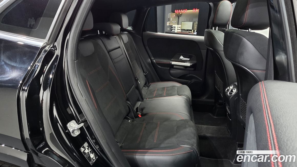 Mercedes-Benz GLA-Class 2024