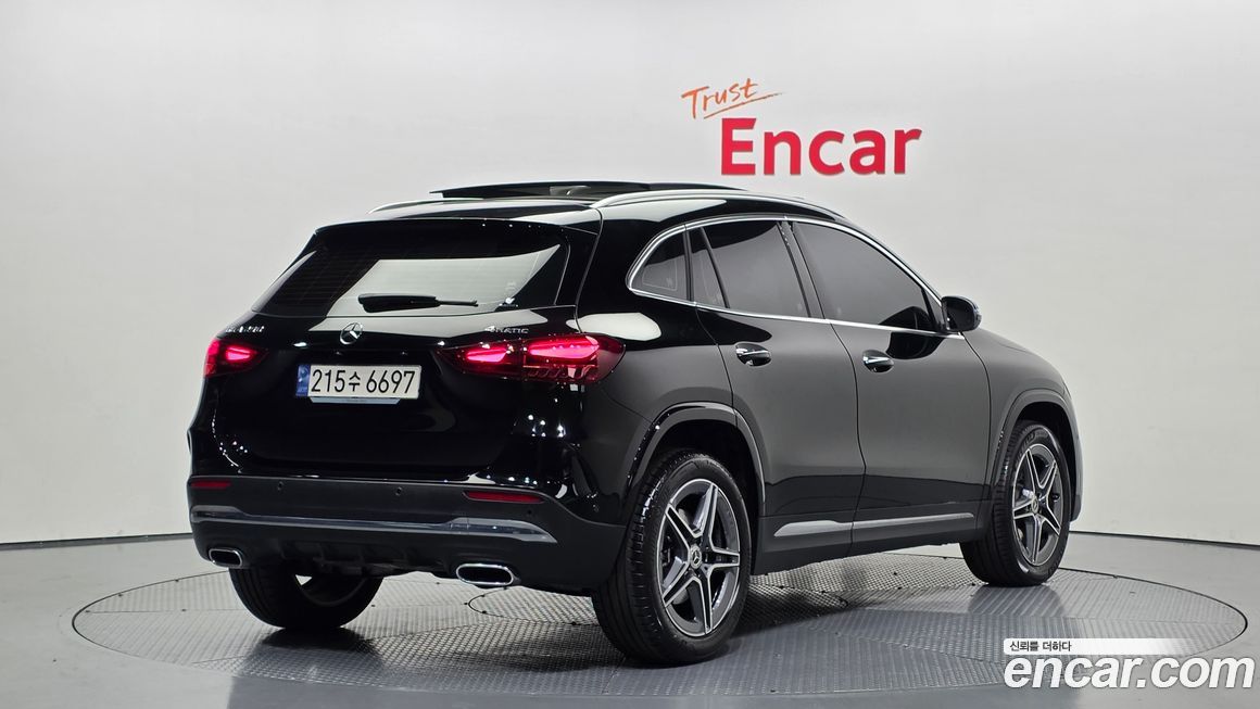 Mercedes-Benz GLA-Class 2024