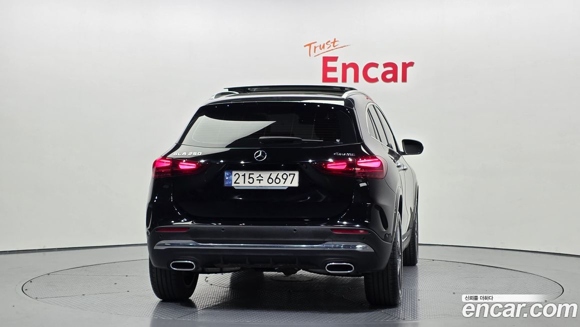 Mercedes-Benz GLA-Class 2024