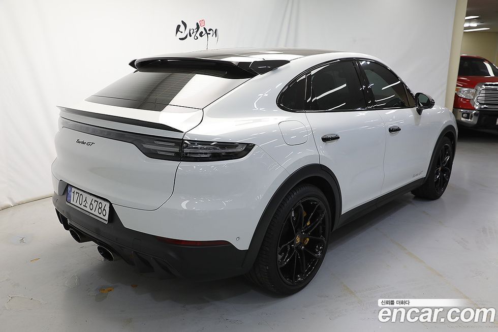 Porsche Cayenne 2023