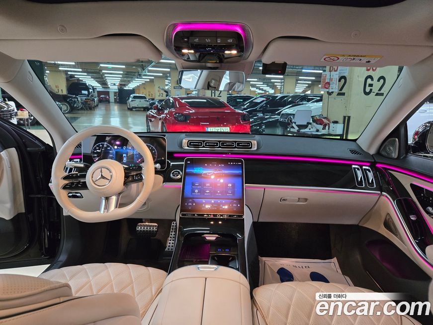 Mercedes-Benz S-Class 2024