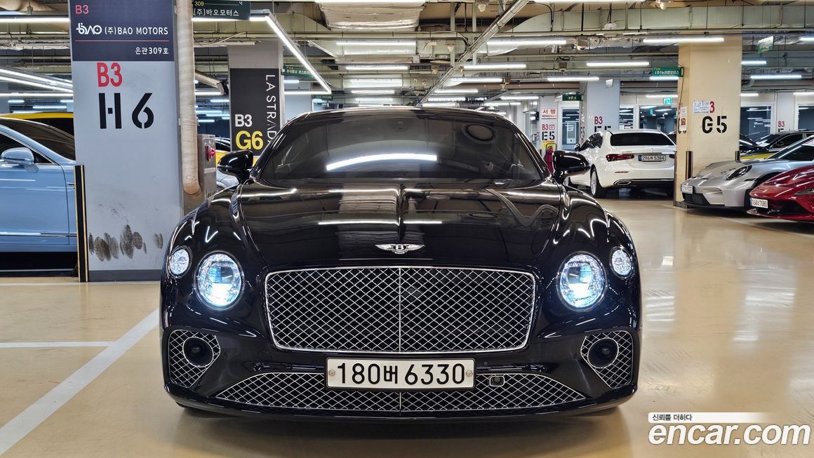 Bentley Continental 2021