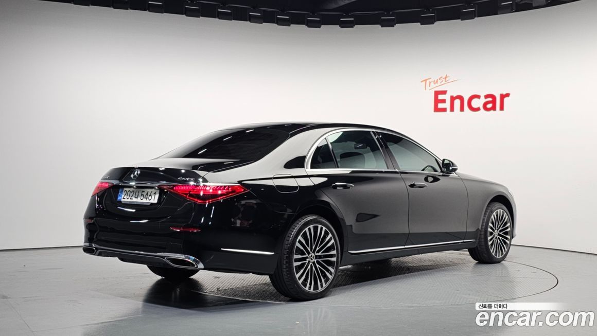 Mercedes-Benz S-Class 2022