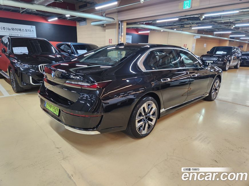BMW 7-Series 2024