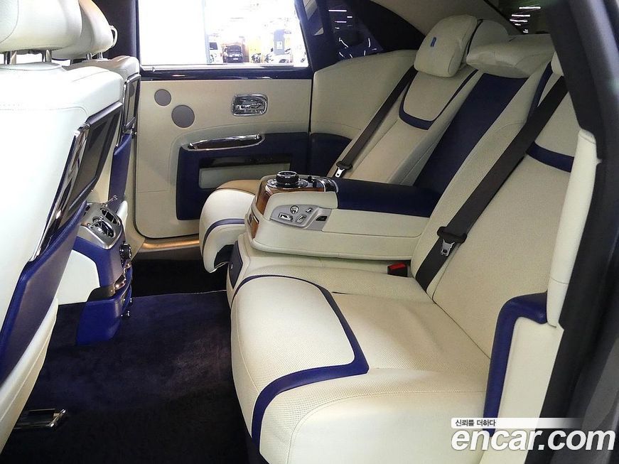 Rolls-Royce Ghost 2016