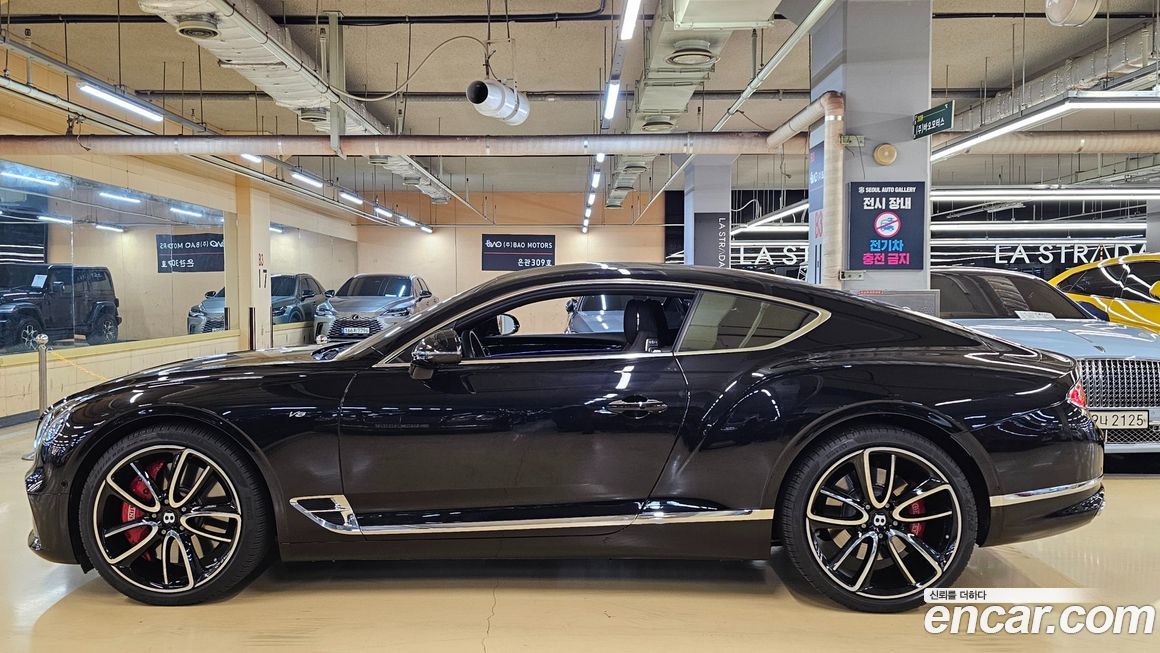 Bentley Continental 2021