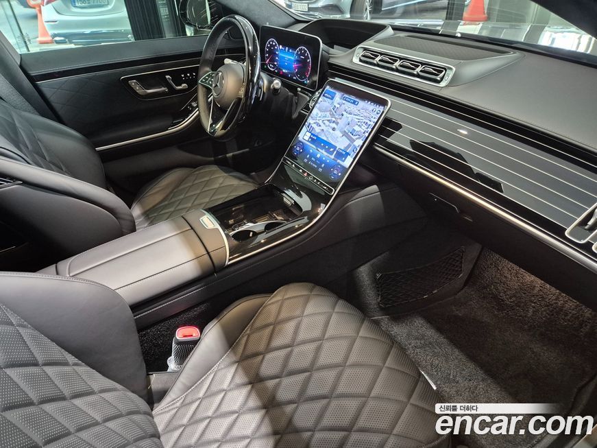 Mercedes-Benz S-Class 2025