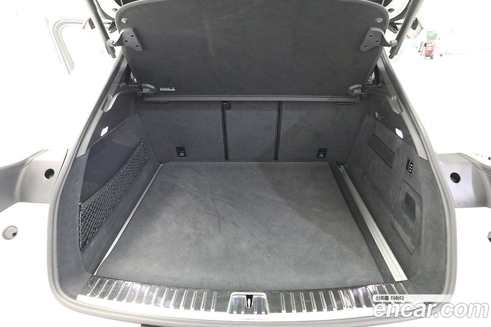 Porsche Cayenne 2023