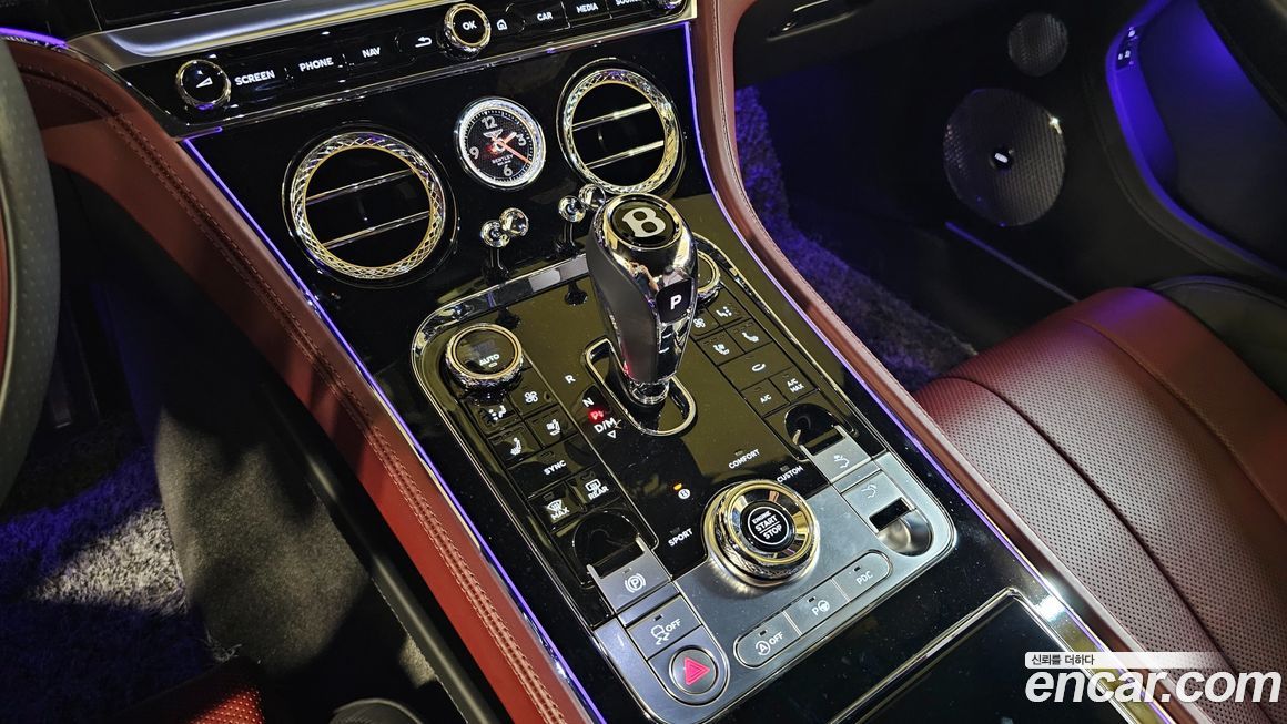 Bentley Continental 2021