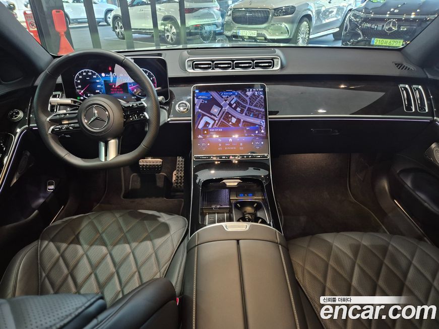 Mercedes-Benz S-Class 2025