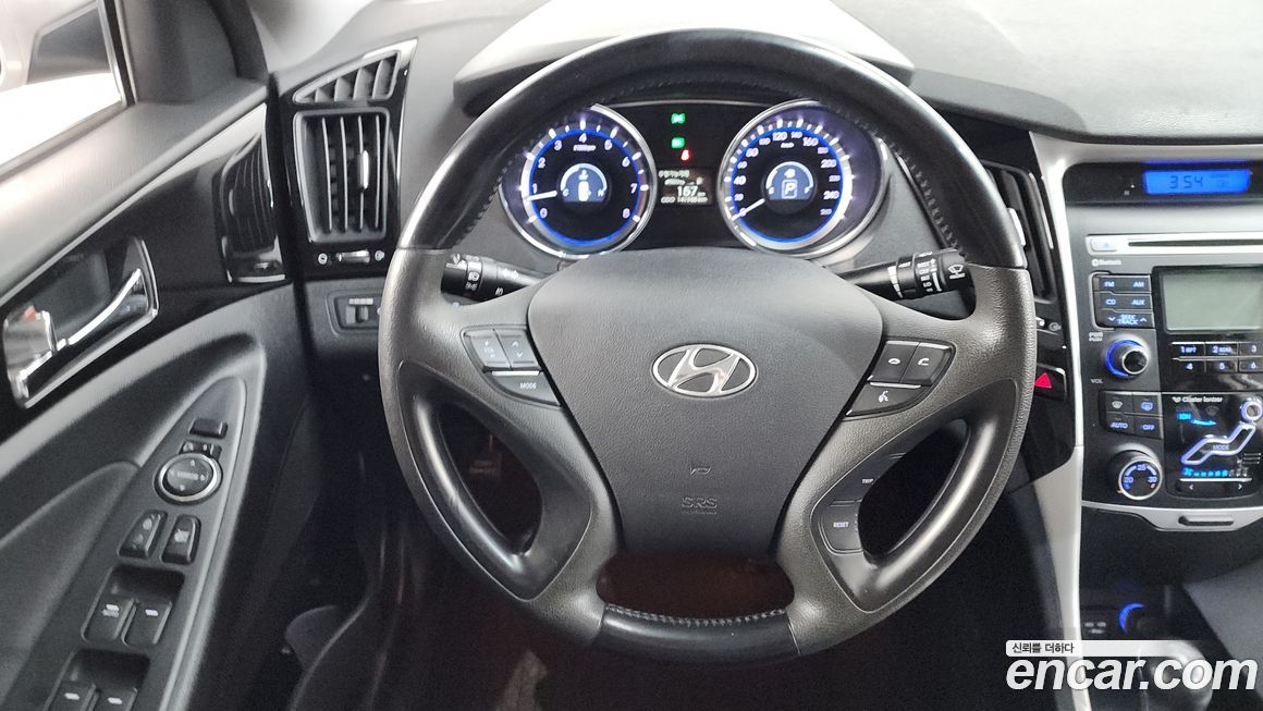 Hyundai Sonata 2011
