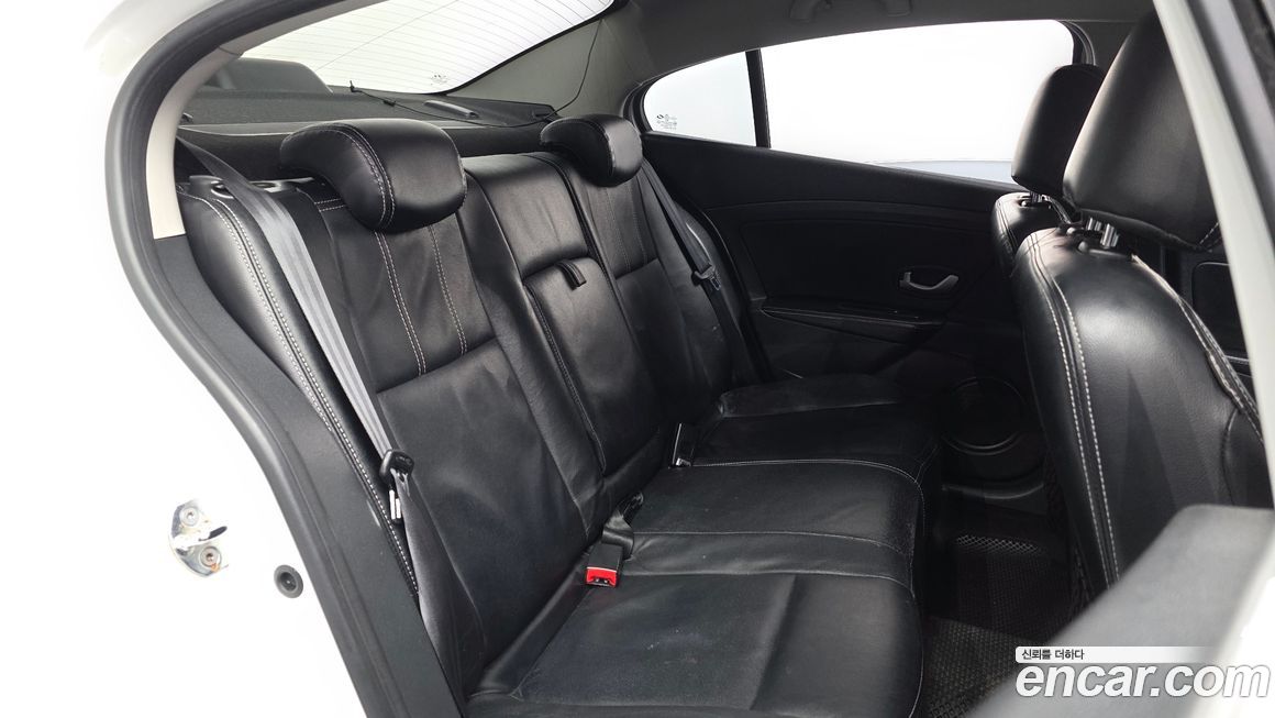 Renault-KoreaSamsung SM3 2011