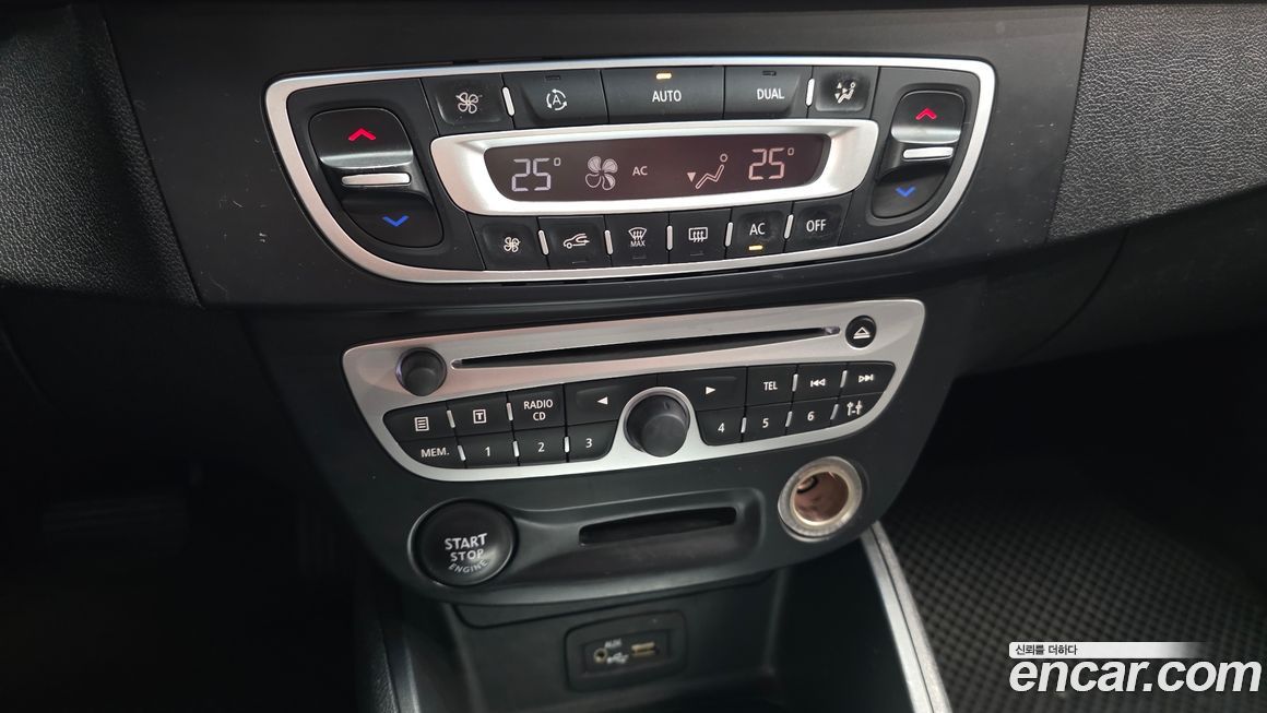 Renault-KoreaSamsung SM3 2011