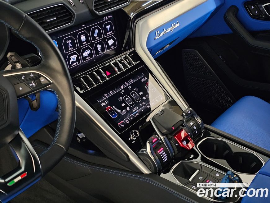 Lamborghini Urus 2021