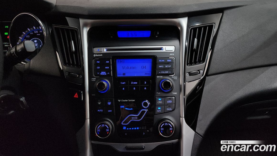 Hyundai Sonata 2011