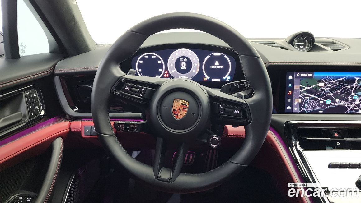 Porsche Panamera 2025