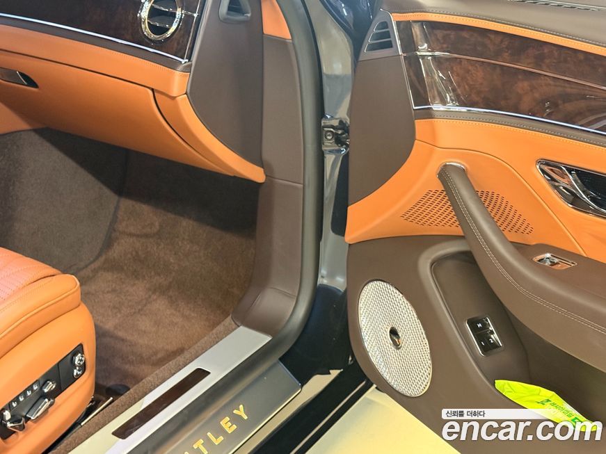 Bentley Flying Spur 2021