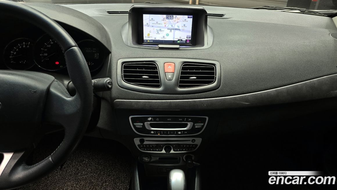 Renault-KoreaSamsung SM3 2011