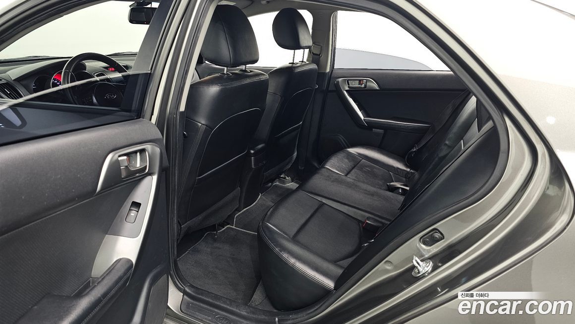 Kia Porte 2011