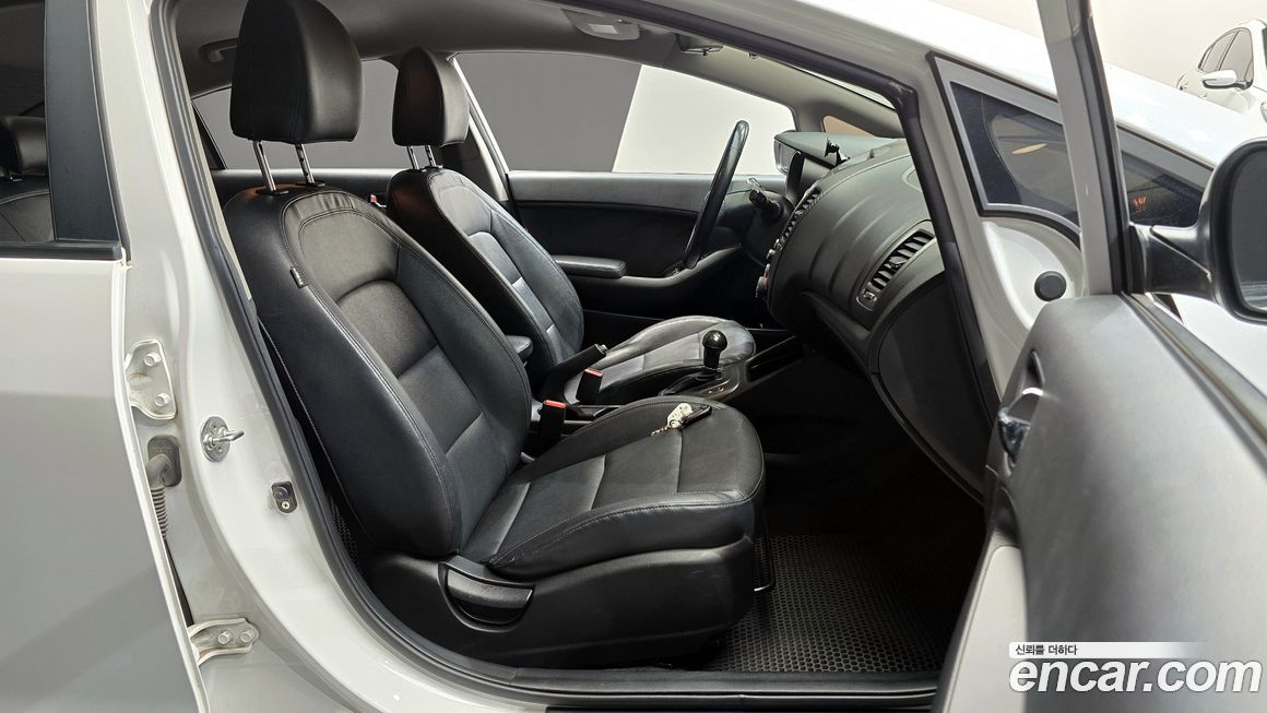 Kia K3 2015