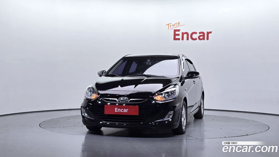 Hyundai Accent 2012