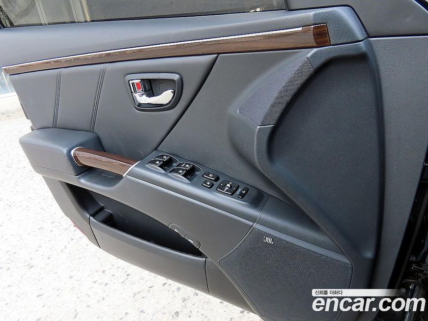 Hyundai Grandeur 2010