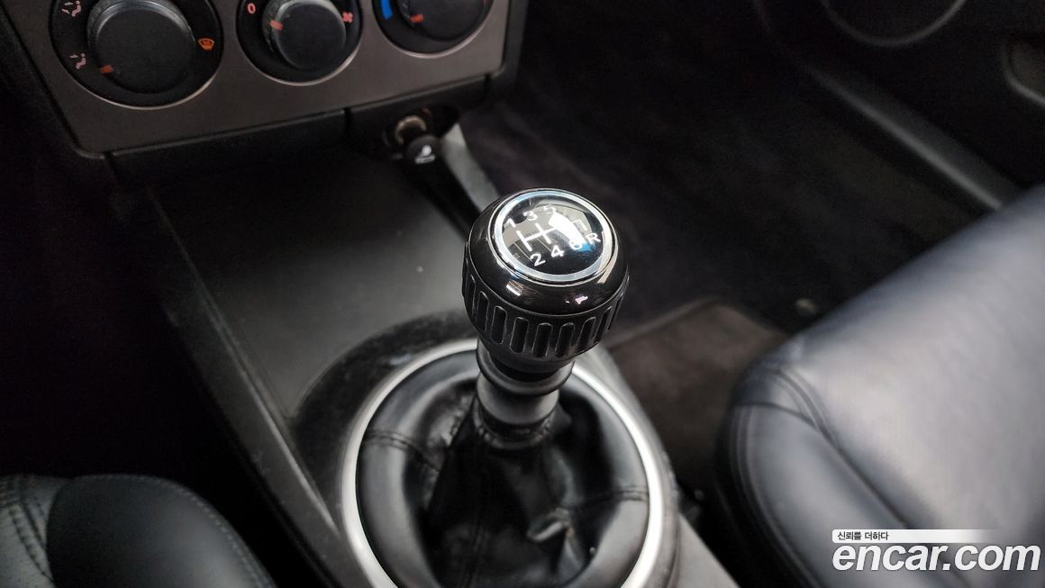 Hyundai Tuscani 2004