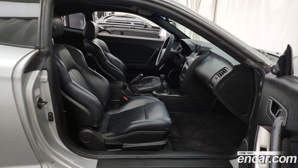 Hyundai Tuscani 2004