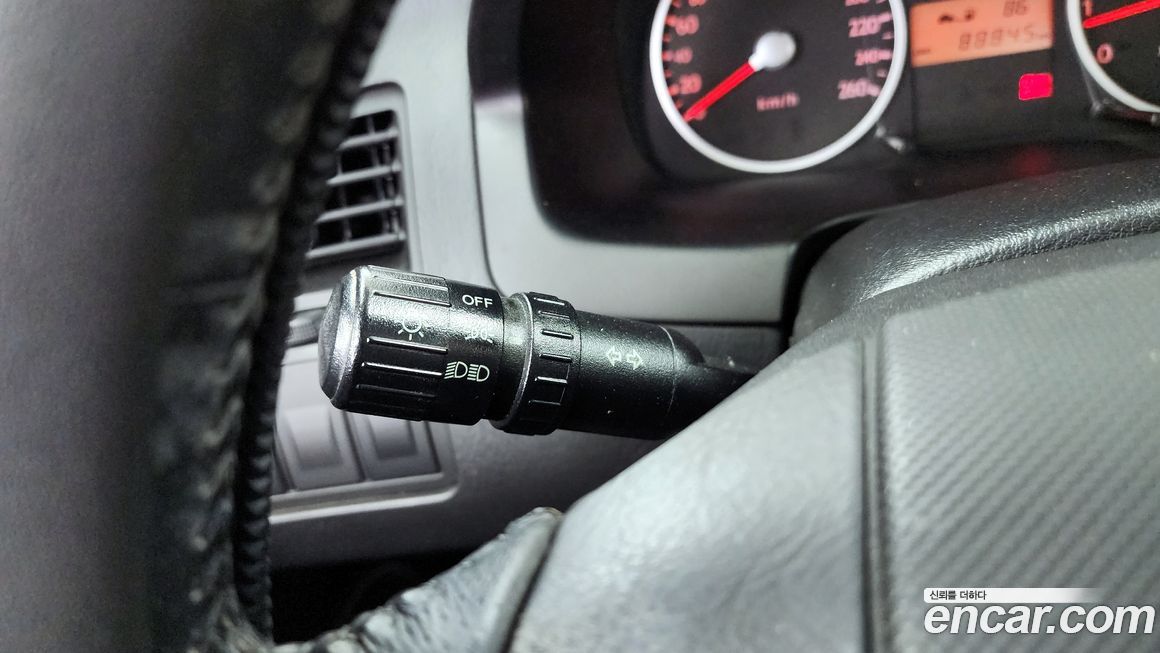 Hyundai Tuscani 2004