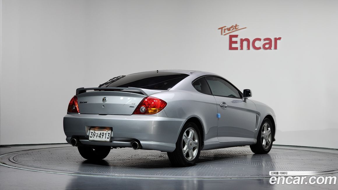 Hyundai Tuscani 2004