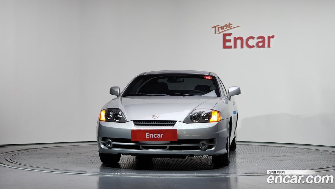 Hyundai Tuscani 2004