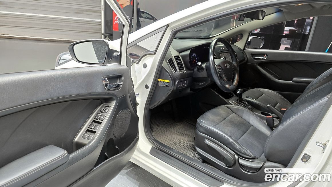 Kia K3 2015