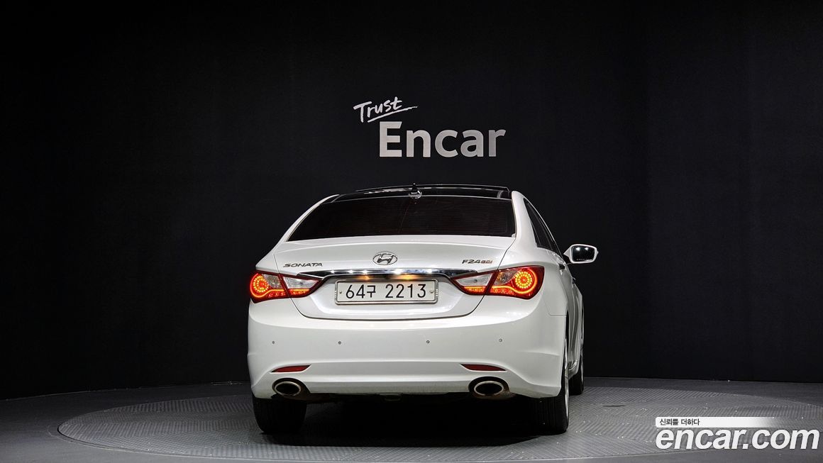Hyundai Sonata 2010
