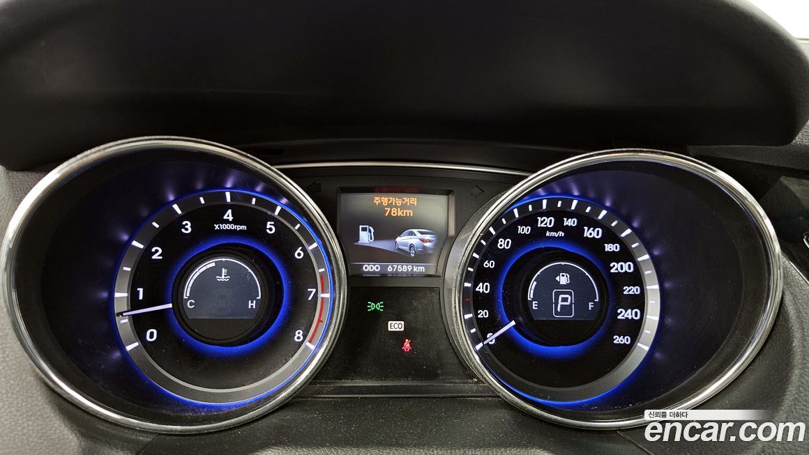 Hyundai Sonata 2010