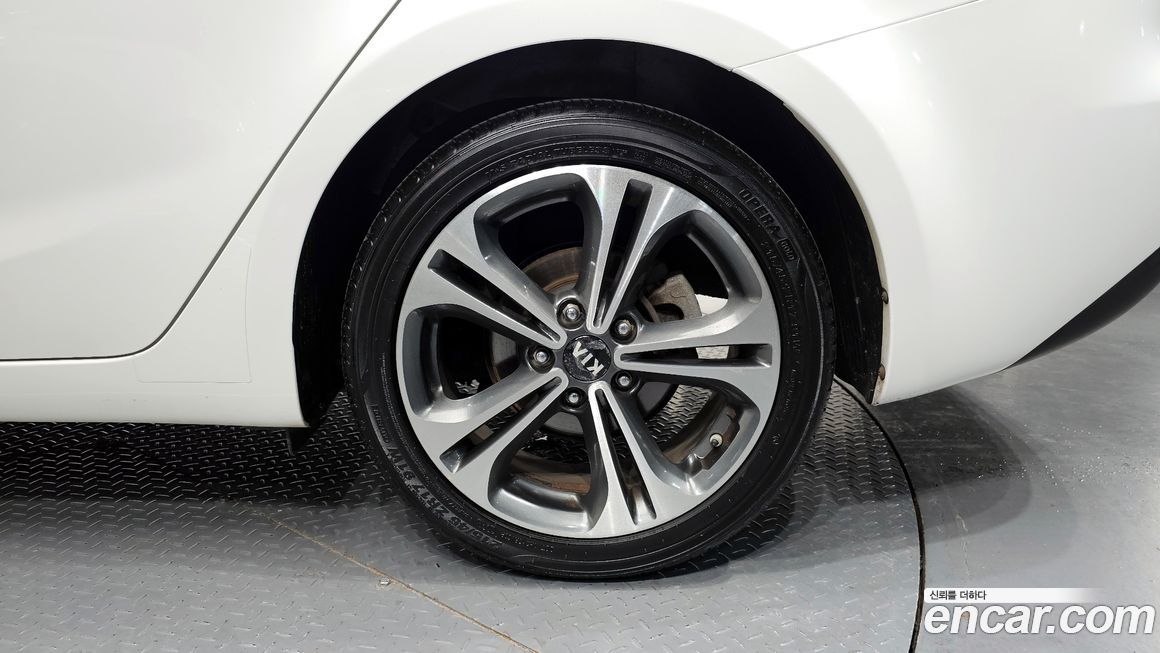 Kia K3 2015