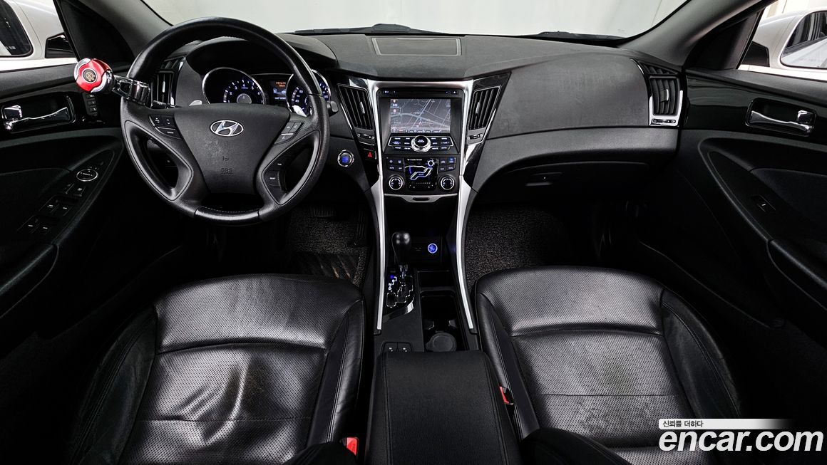Hyundai Sonata 2010