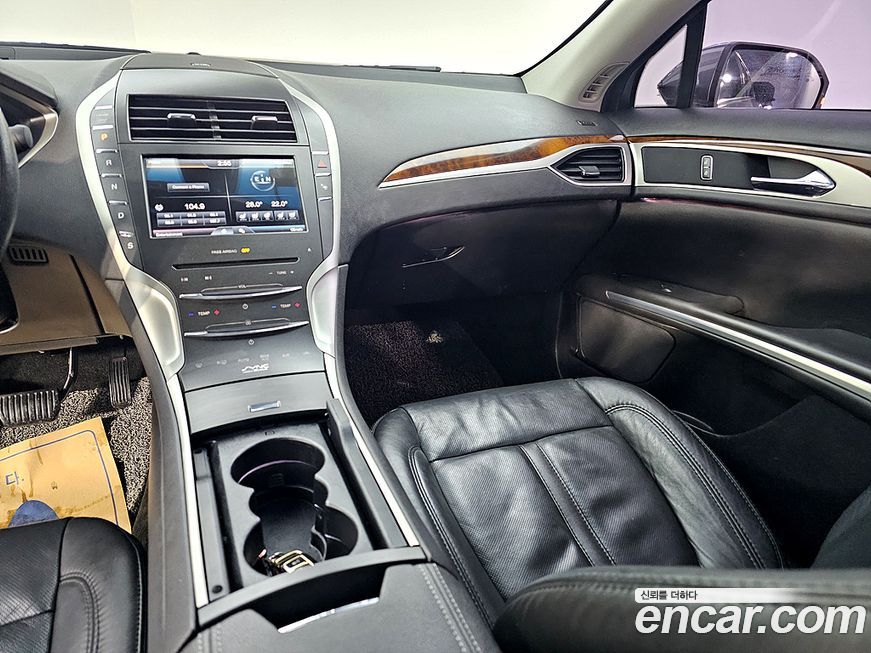 Lincoln MKZ 2014