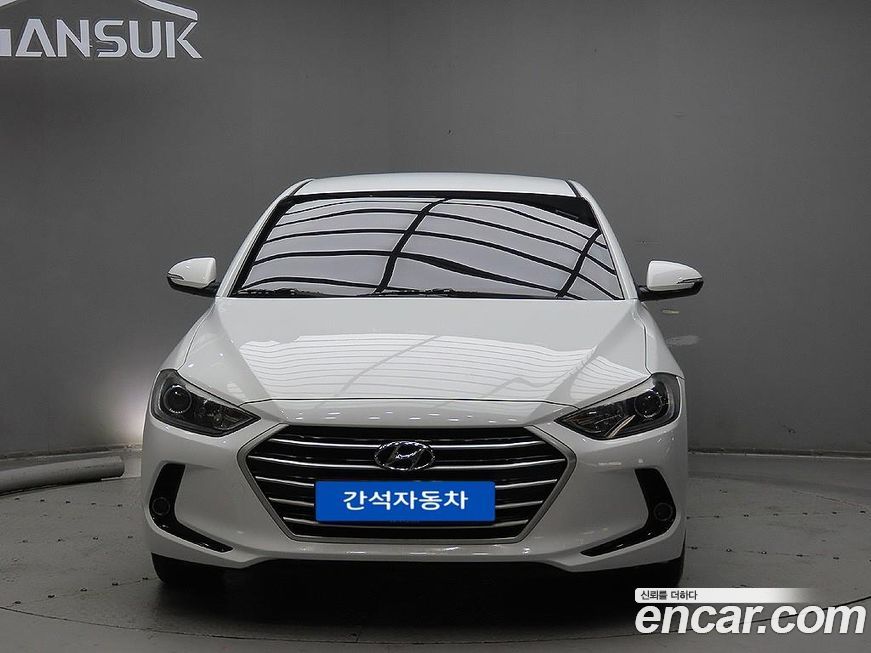 Hyundai AVANTE 2016