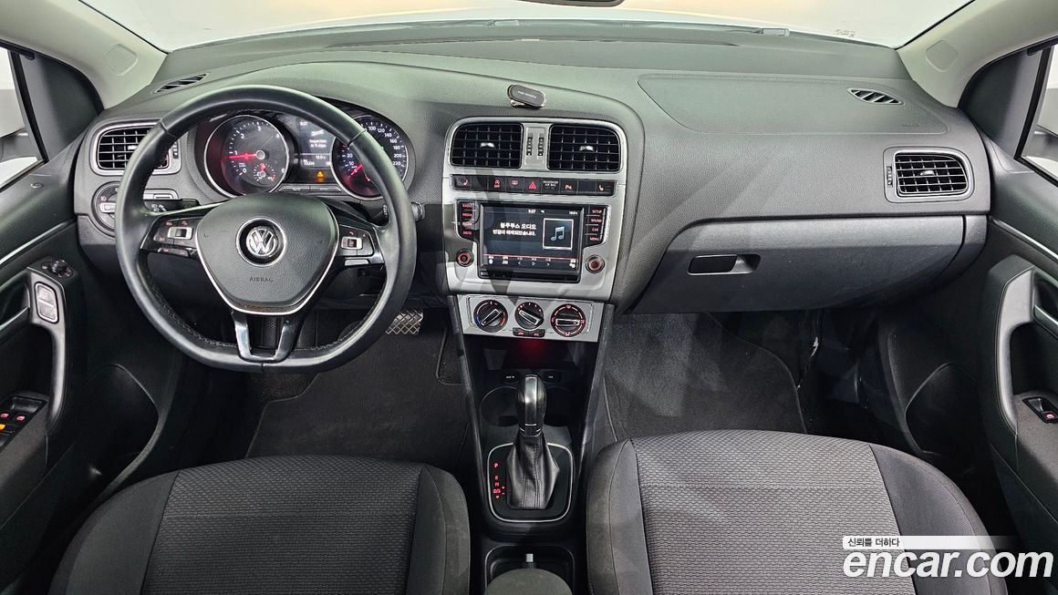 Volkswagen Polo 2015